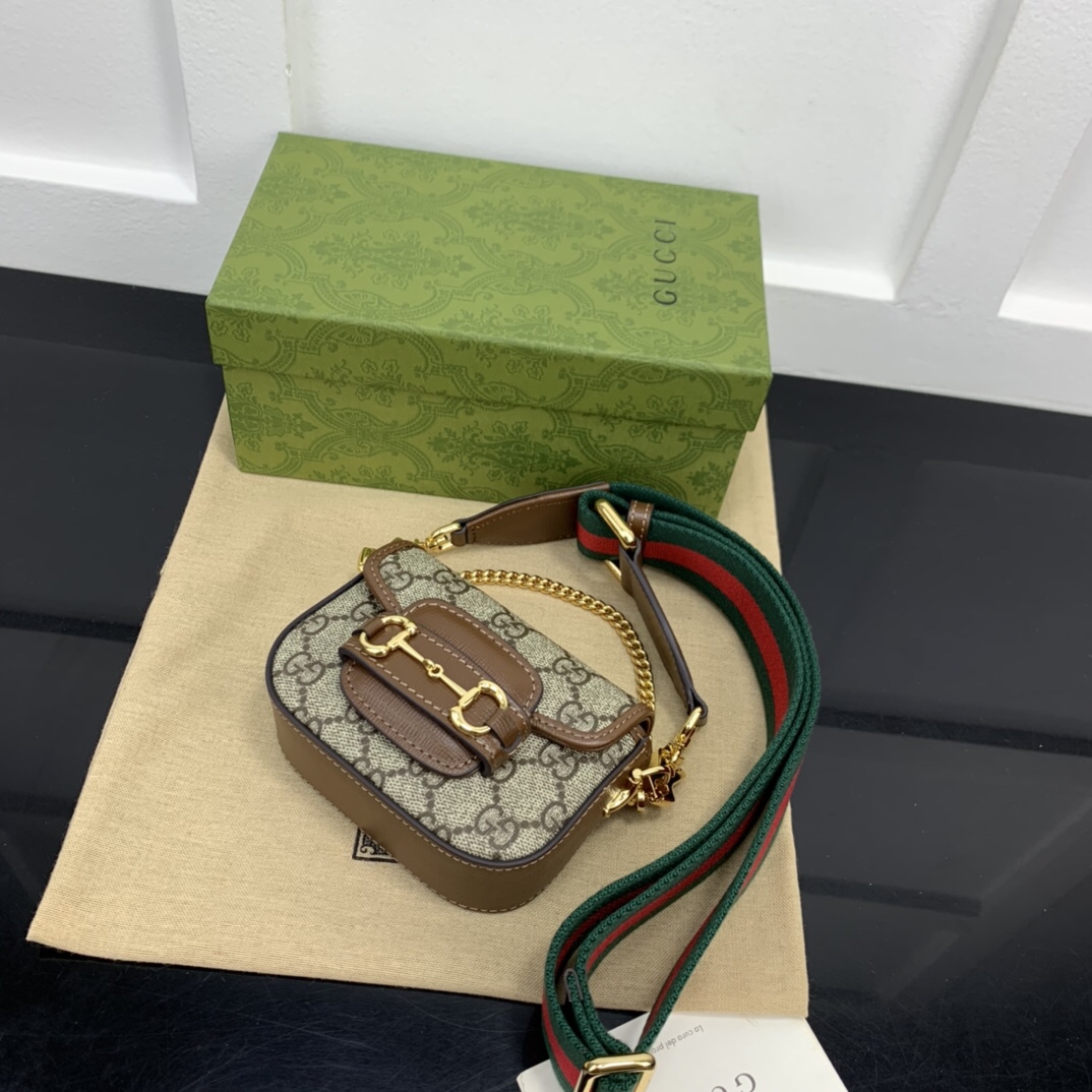 Gucci Satchel Bags